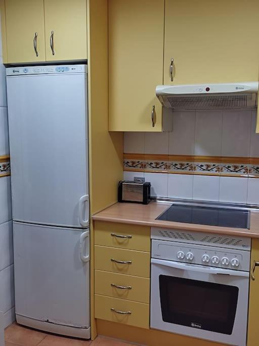 Apartamento Renovado En El Centro De Бенальмадена Экстерьер фото